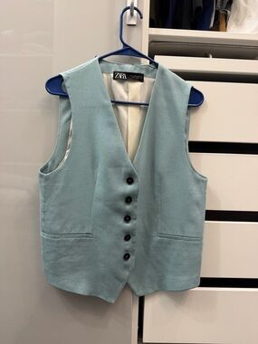 Zara Mint Green and Cream Sleeveless Button Vest